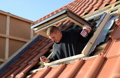 Pose de fenêtres de toit Velux à Tarasteix